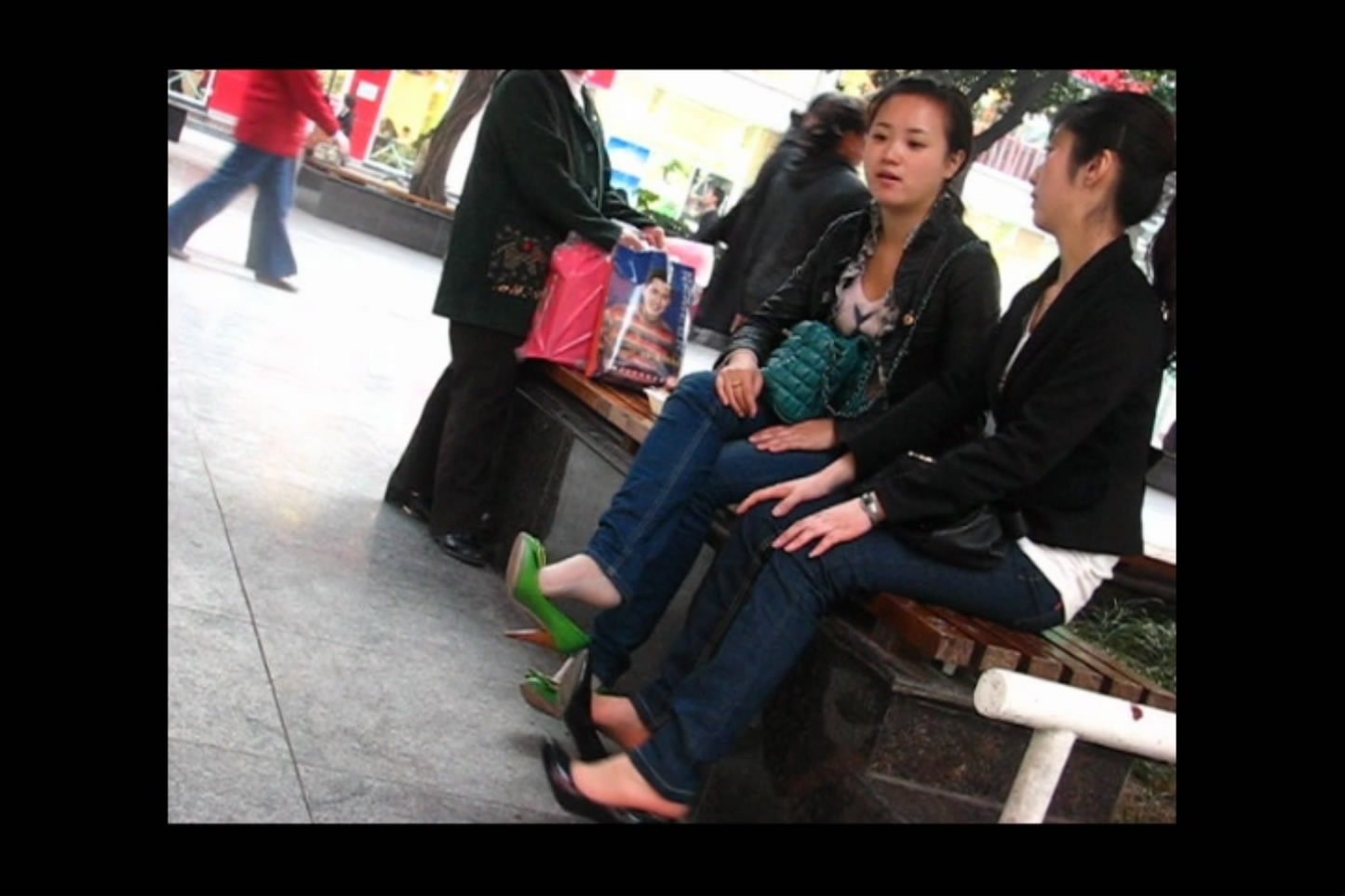 streetsnapdangl[00 00 44][20181128 232507 5]